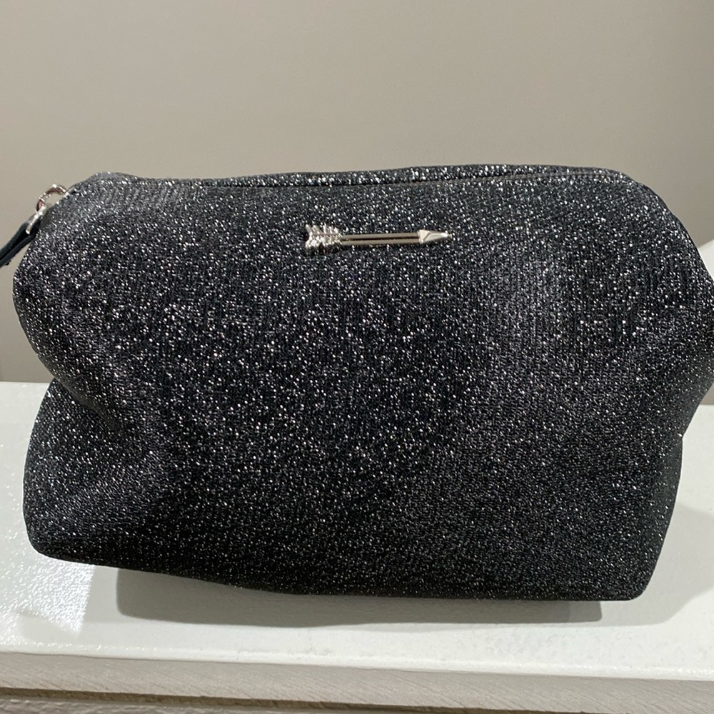 Stella and Dot Sparkle Poof Travel Bag